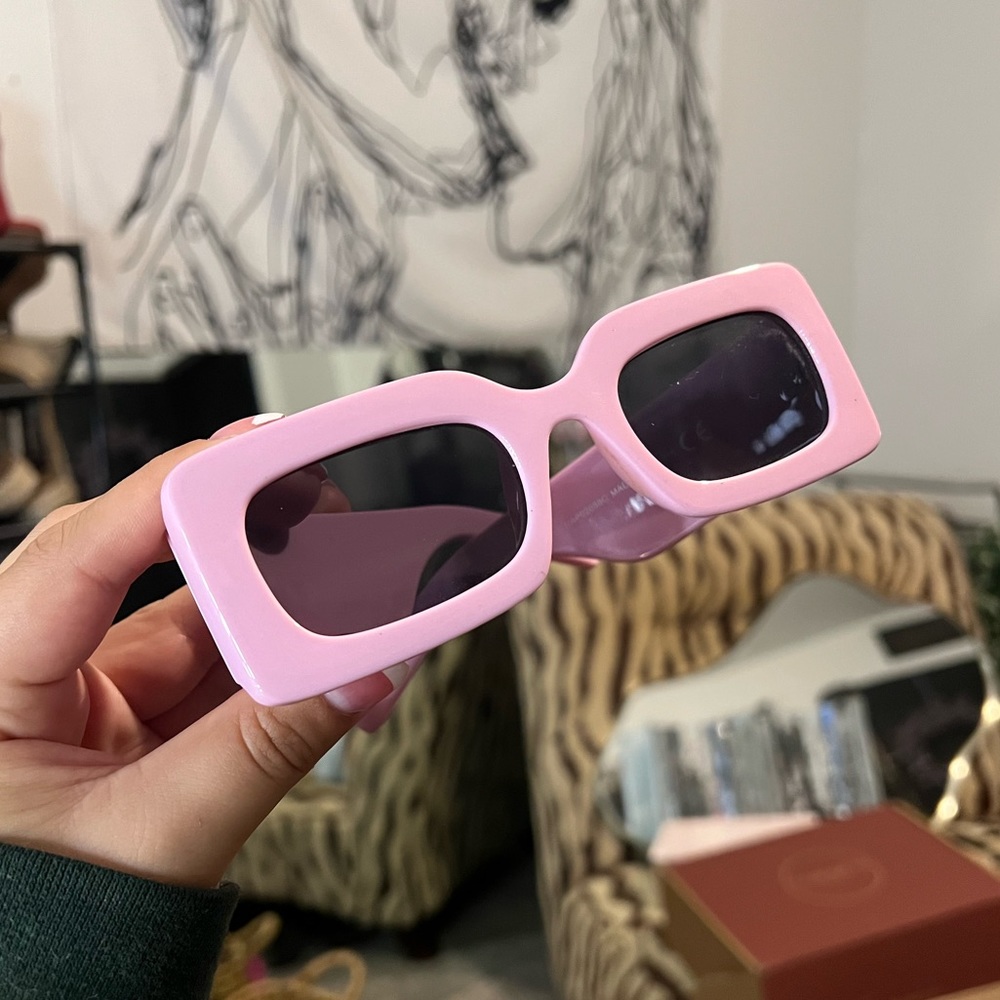 Pink Square Frame Sunnies